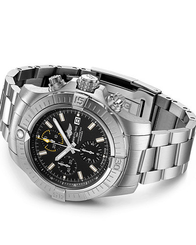 Breitling Avenger Chronograph 45 A13317101B1A1